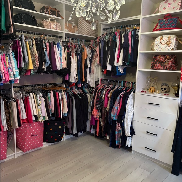 Meet your Posher, Jami - Picture 7 of 7